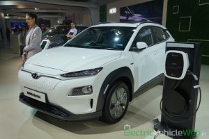 Hyundai Kona Electric front three quarter view - Auto Expo 2020