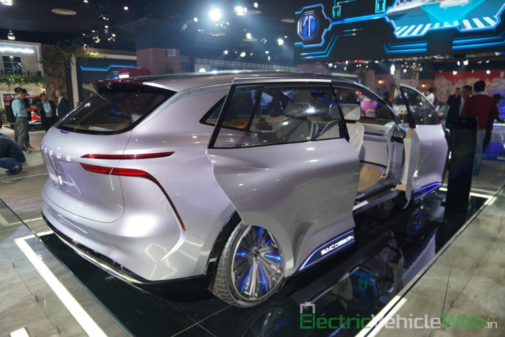 MG Vision-i (Roewe Vision i) Concept doors 2 - Auto Expo 2020