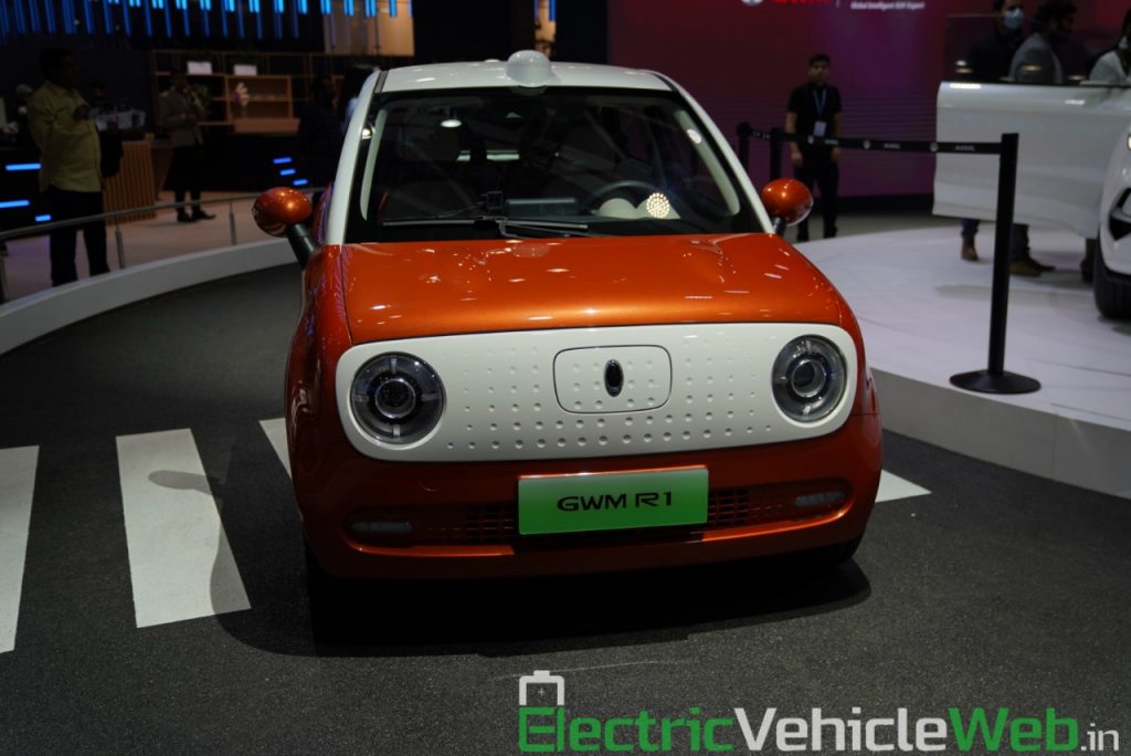 Ora R1 Level 4 Autonomous front view - Auto Expo 2020