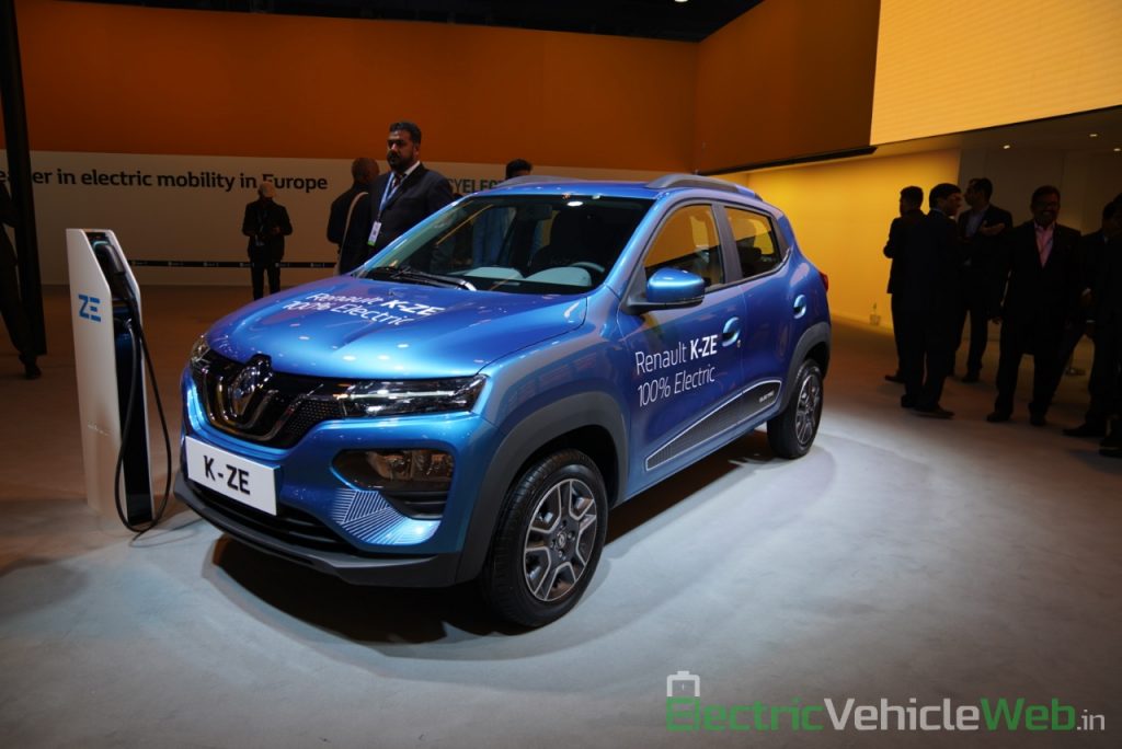 Renault Kwid electric (K-ZE) front three quarter view - Auto Expo 2020