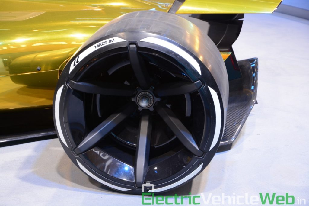 Renault RS 2027 Vision Concept wheel - Auto Expo 2020