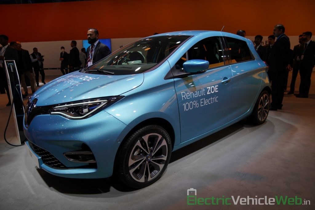 Renault Zoe Electric front three quarter view - Auto Expo 2020