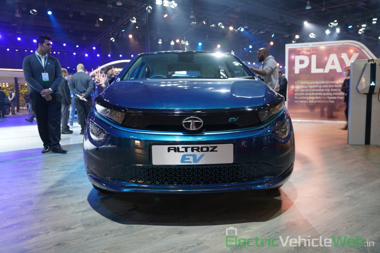 Tata Altroz EV front view - Auto Expo 2020