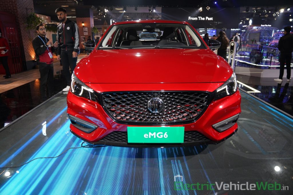 eMG 6 PHEV front view - Auto expo 2020