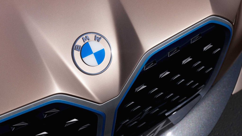 BMW flat logo 2020