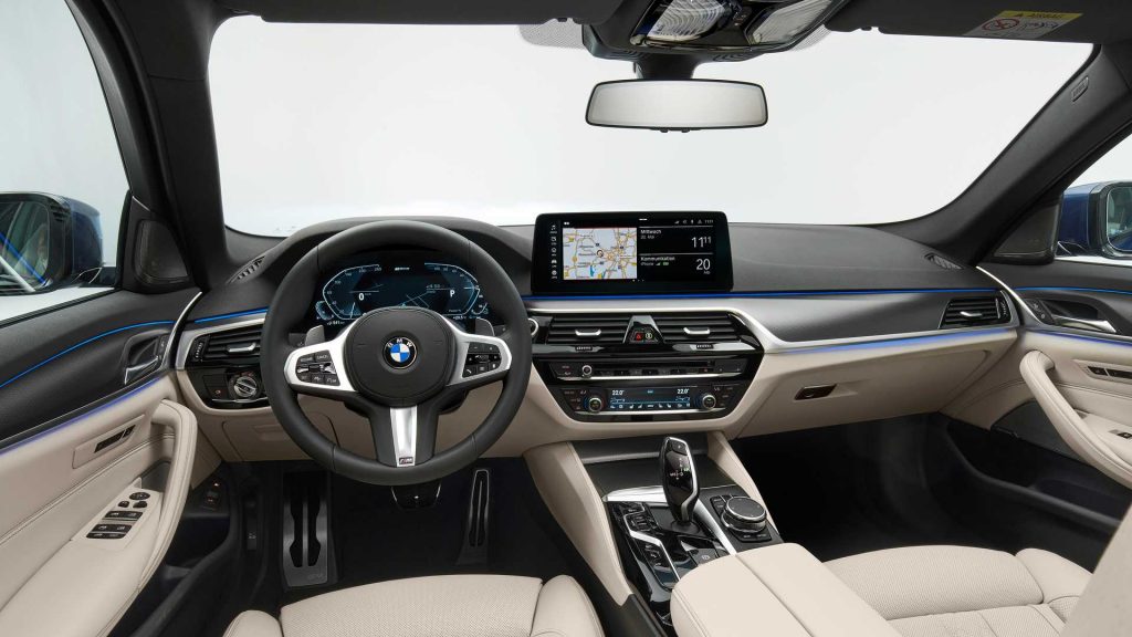 2021 BMW 5 Series Hybrid interior
