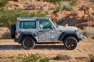 FCA-testing-the-Jeep-in-the-desert-hot-weather