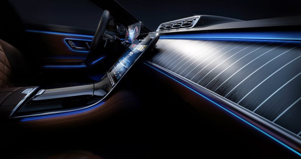 2021 Mercedes S-Class ambient mood lighting