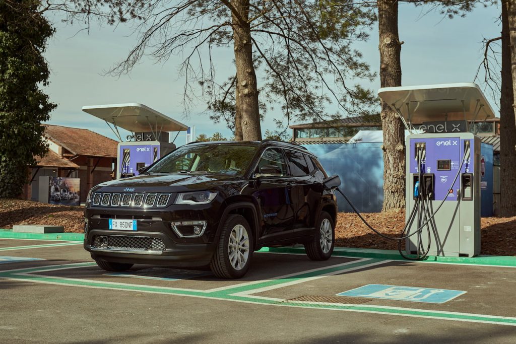 Jeep Compass 4xe plug-in hybrid charging
