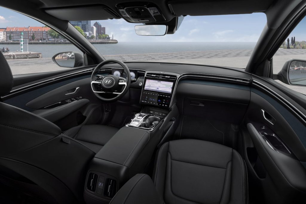 2021 Hyundai Tucson interior dashboard