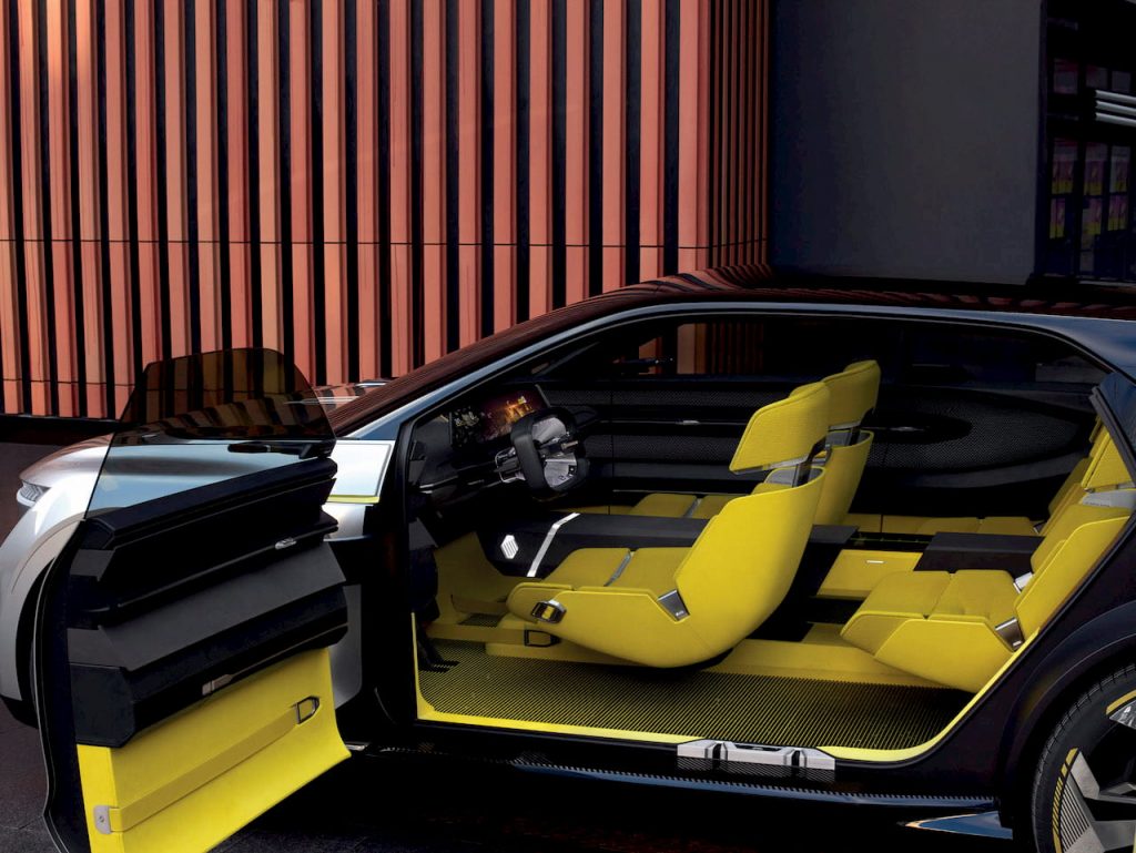 2020 Renault Morphoz concept interior