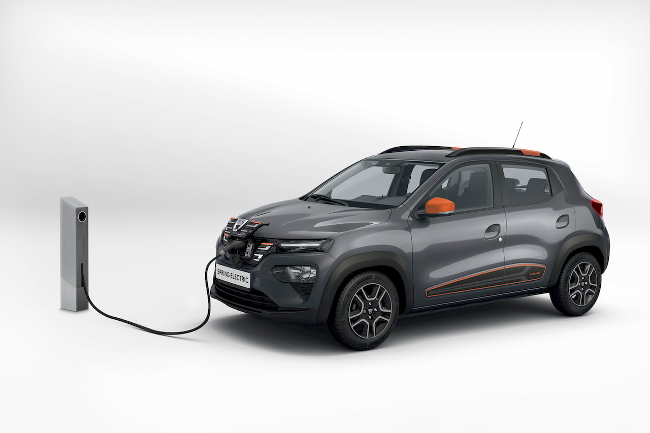 Dacia Spring Electric charging