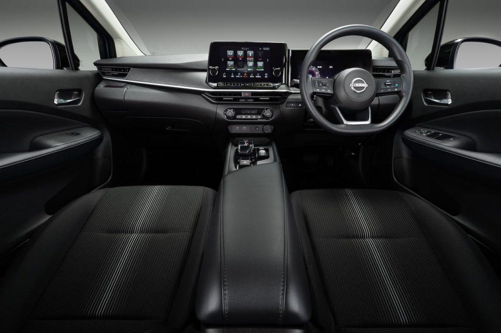 2021 Nissan Note interior dashboard