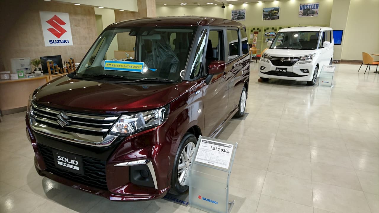 Suzuki Solio Hybrid at Japanese dealership