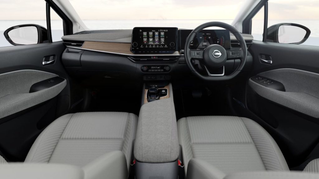 Nissan Note Aura interior dashboard