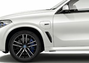 2022 BMW X5 PHEV body changes