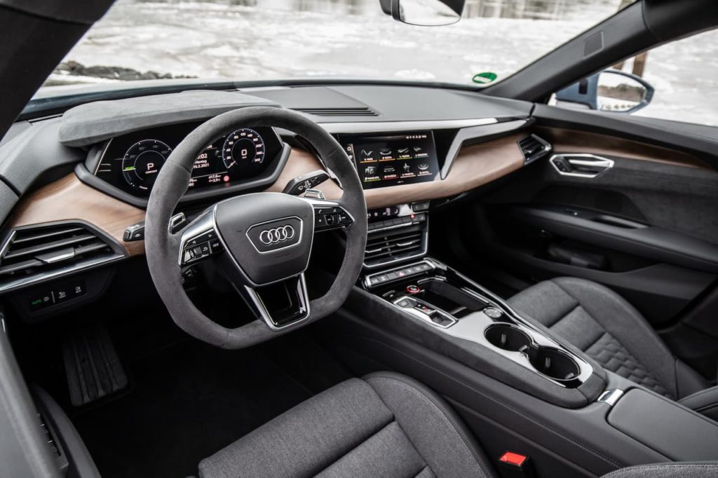 Audi e-tron GT interior