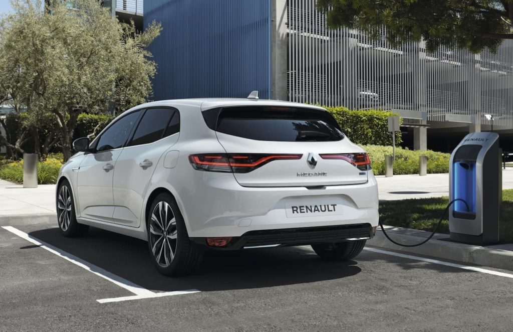 Renault Megane hatch plug-in hybrid rear three quarter