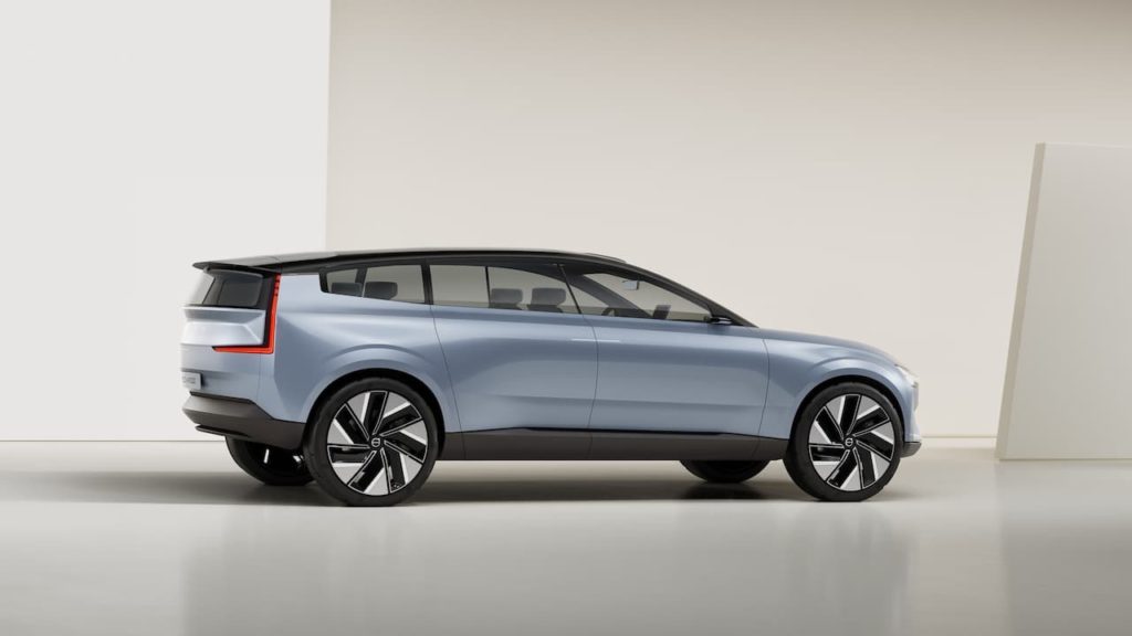 Volvo Concept Recharge side