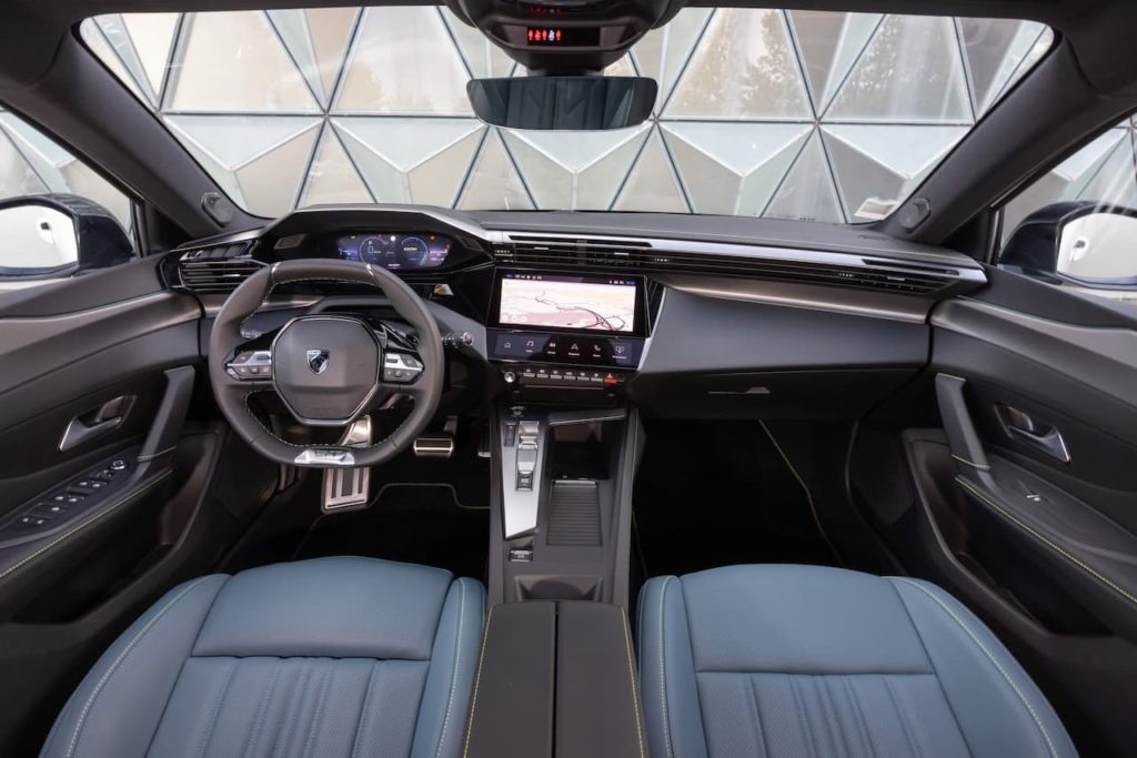 New Peugeot 308 interior image